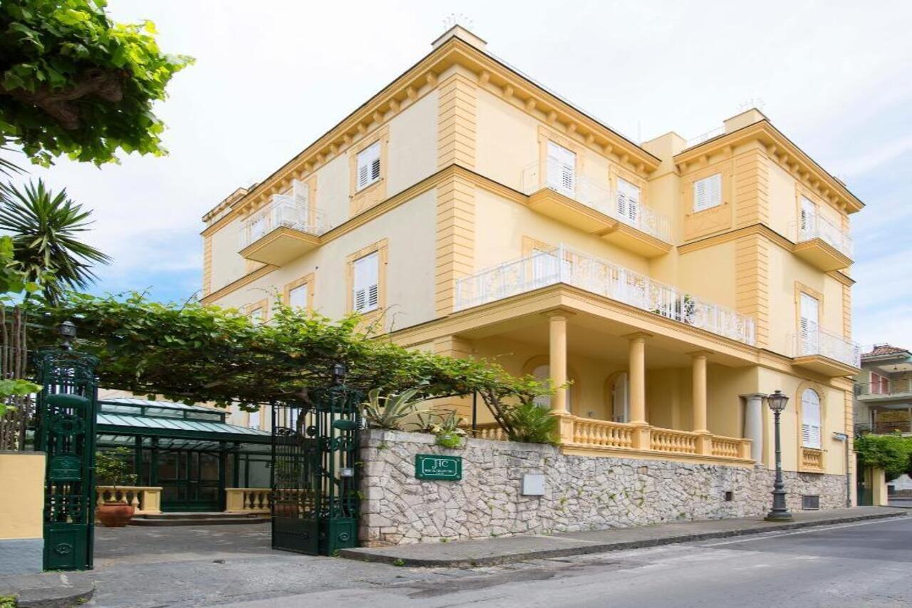 Hotel Crawford Sant'Agnello Exterior foto