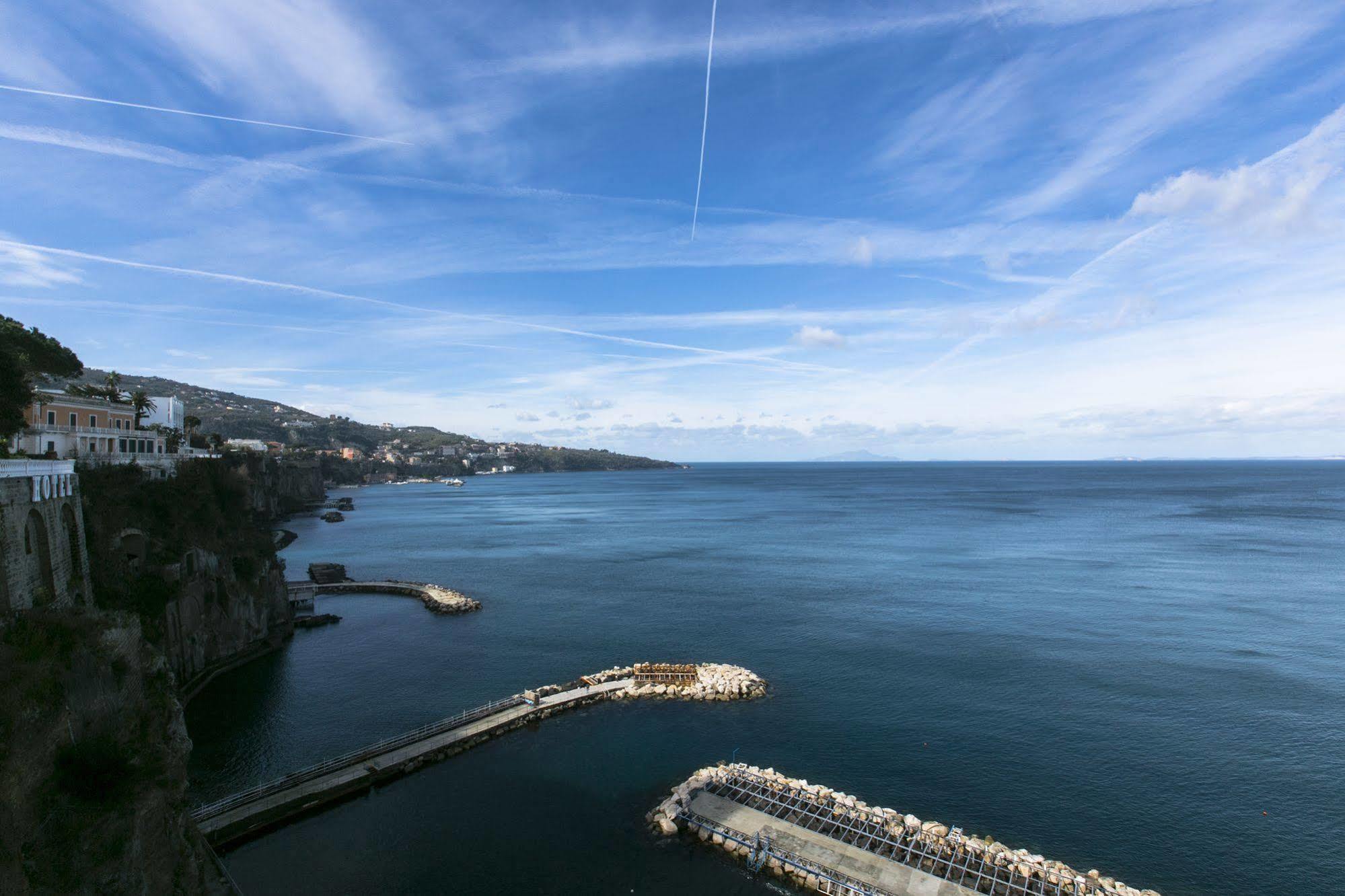 Hotel Crawford Sant'Agnello Exterior foto